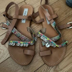 STEVE MADDEN Rowen Beaded Bright Multi Leather Sandals Bohemian Boho Size 7.5